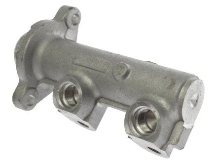 Головний гальмiвний цилiндр starline BHST432