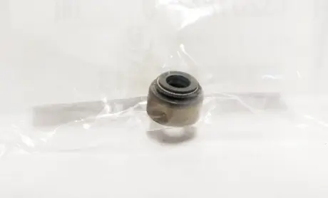 Сальник клапана впускного Subaru 13207AA110