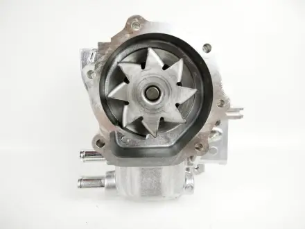 Водяна помпа (насос) Subaru 21111AA250