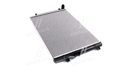 Радиатор охлаждения двигателя tempest TP1565281AP