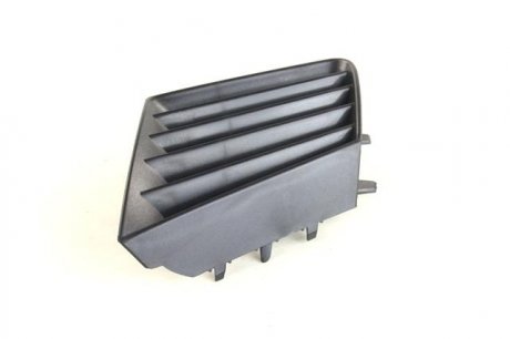 Решетка бамп. лев. SEAT IBIZA 02- tempest 0440501911