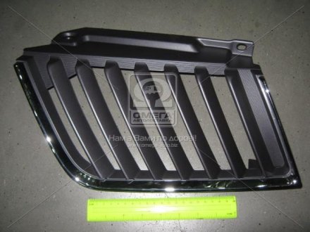 Решетка радиатора лев. MIT L 200 05- tempest 0360352911