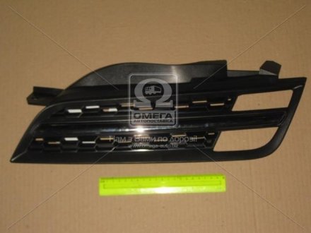 Решетка радиатора лев. NIS MICRA K12 03-10 tempest 0370379991