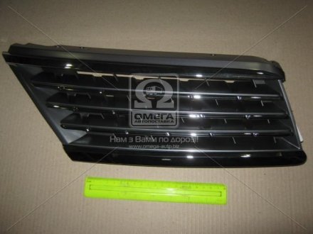 Решетка радиатора пра. NIS TIIDA 05- tempest 0370400910