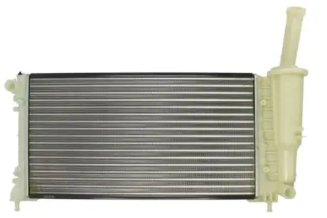 Радіатор охолодження двигуна Thermotec D7F070TT
