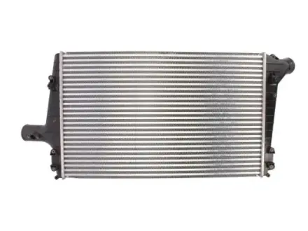 Радиатор интеркулера thermotec DAA004TT