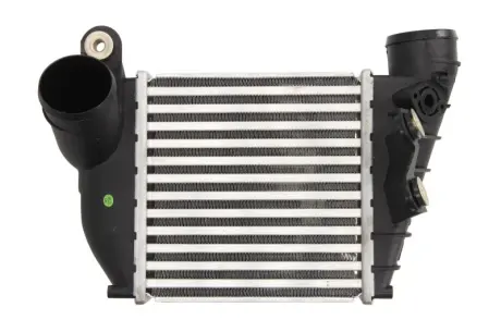 Радіатор інтеркулера Thermotec DAA008TT