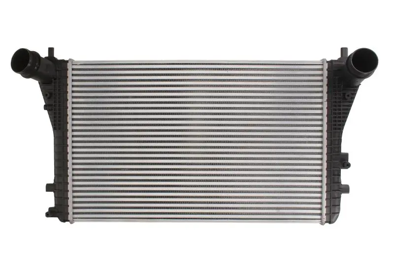 Радиатор интеркулера thermotec DAA011TT