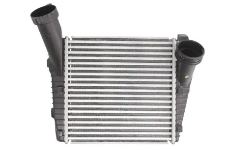 Радиатор интеркулера thermotec DAA014TT