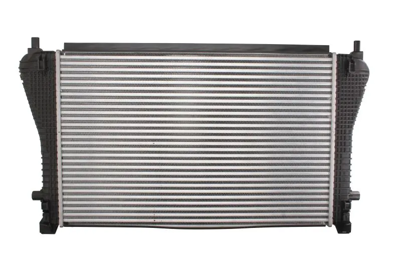 Радиатор интеркулера thermotec DAW011TT