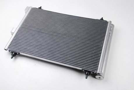 Радиатор кондиционера Berlingo/Partner 1,6HDi 05- thermotec KTT110297