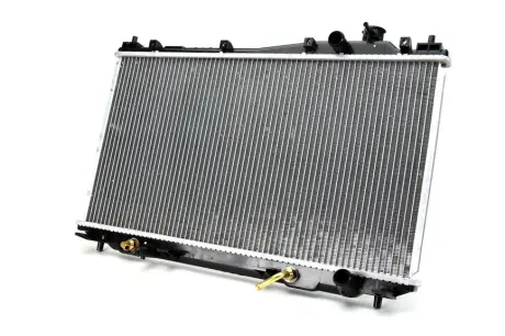 Радіатор охолодження двигуна Thermotec D74004TT