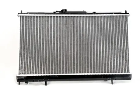 Радіатор охолодження двигуна Thermotec D75005TT