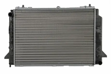 Радіатор охолодження двигуна Thermotec D7A030TT