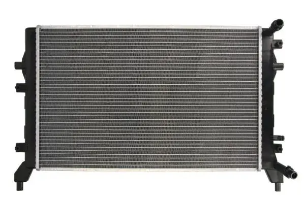 Радиатор охлаждения двигателя thermotec D7A033TT