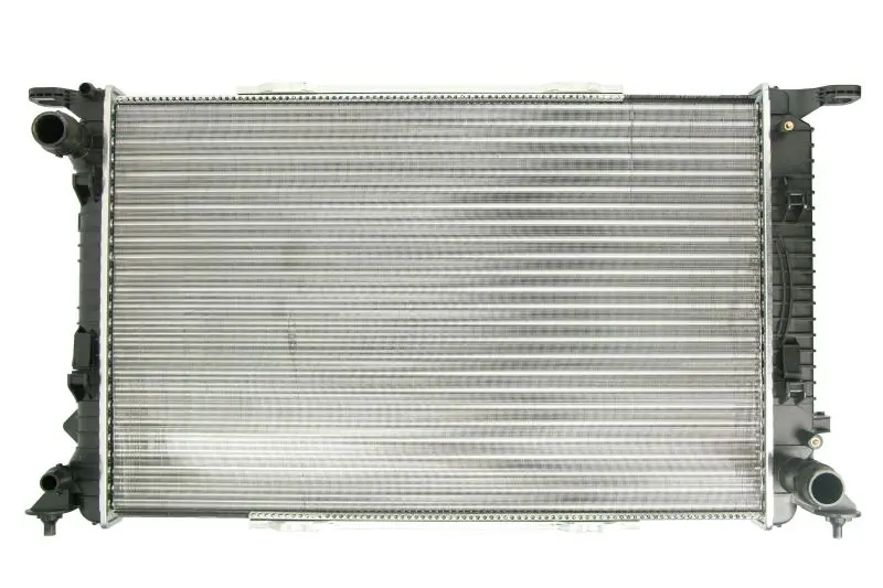 Радиатор охлаждения двигателя thermotec D7A040TT