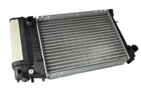 Радіатор охолодження двигуна Thermotec D7B001TT