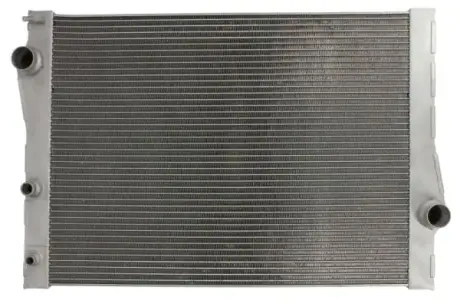Радіатор охолодження двигуна Thermotec D7B038TT