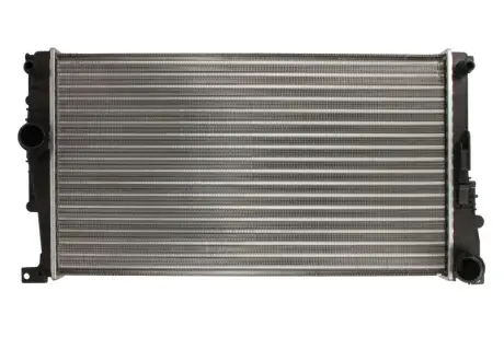 Радіатор охолодження двигуна Thermotec D7B047TT