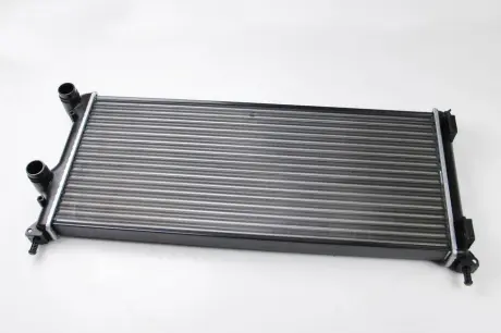 Радіатор охолодження двигуна Thermotec D7F022TT