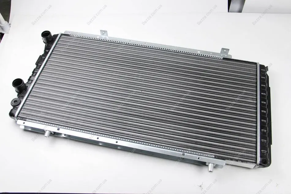 Радіатор охолодження двигуна Thermotec D7P001TT (фото 1)