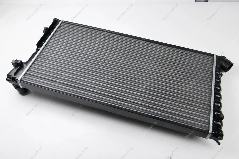 Радіатор охолодження двигуна Thermotec D7P006TT (фото 1)