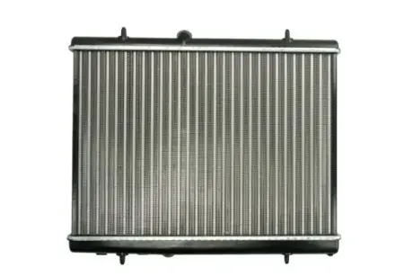 Радиатор охлаждения двигателя thermotec D7P040TT
