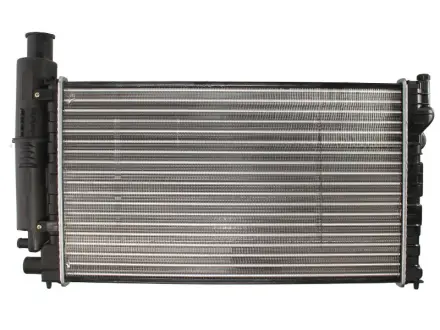 Радіатор охолодження двигуна Thermotec D7P048TT