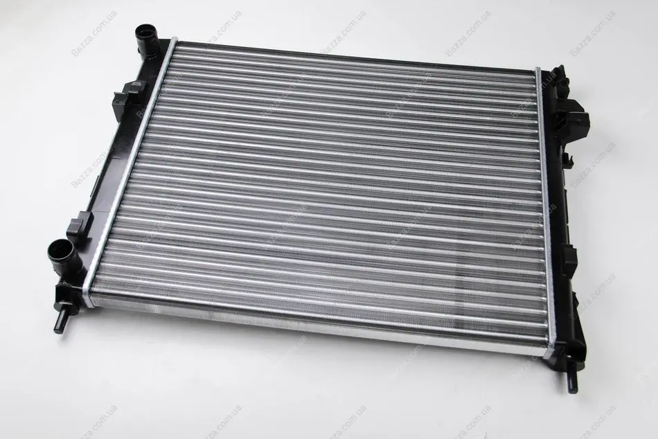 Радиатор охлаждения двигателя thermotec D7R039TT