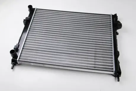 Радиатор охлаждения двигателя thermotec D7R039TT