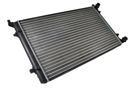 Радиатор охлаждения двигателя thermotec D7S003TT