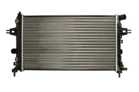 Радиатор охлаждения двигателя thermotec D7X032TT