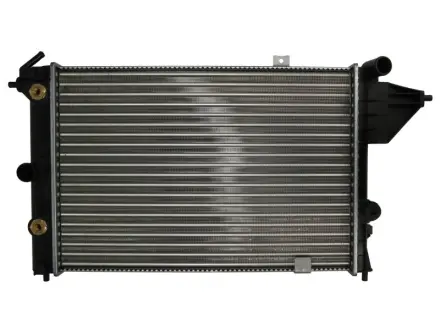 Радіатор охолодження двигуна Thermotec D7X063TT