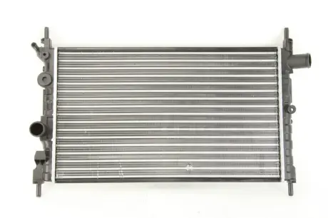 Радиатор охлаждения двигателя thermotec D7X067TT