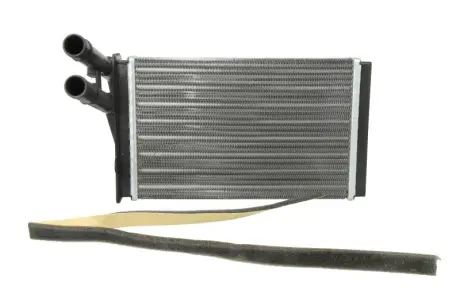 Радіатор пічки Thermotec D6W002TT