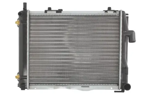 Радіатор thermotec D7M054TT Мерседес W124