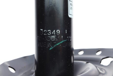 Амортизатор tokico B2349