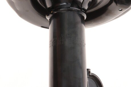 Передний амортизатор (стойка) tokico B3245