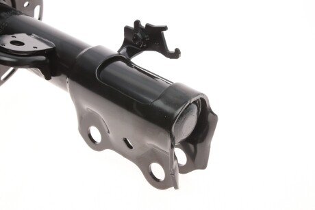 Передний амортизатор (стойка) tokico B3245