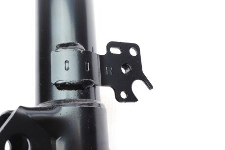 Передний амортизатор (стойка) tokico B3285