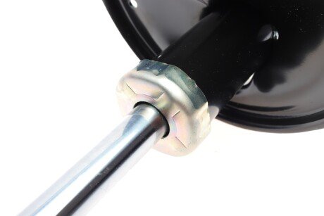 Передний амортизатор (стойка) tokico B3286