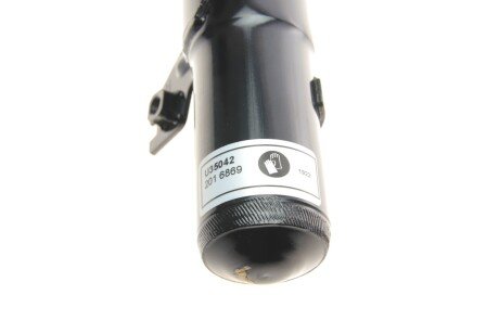 Передний амортизатор (стойка) tokico U35042