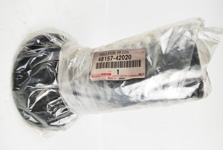 Пильовик переднього амортизатора toyota 4815742020