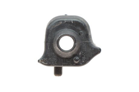 Втулка переднього стабілізатора toyota 4881502360 на Тойота Аурис