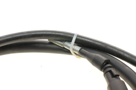 Трос ручника trucktec Automotive 0235353