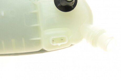 Бачок пластмасовий trucktec Automotive 0240320