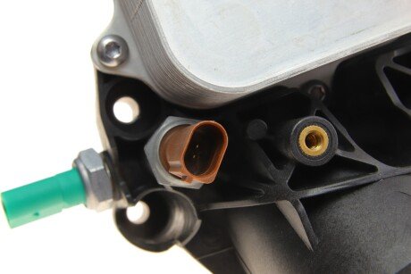 Корпус фільтра масляного з радіатором trucktec Automotive 0718101