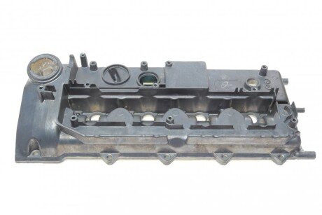 Крышка клапанов trucktec Automotive 0210171