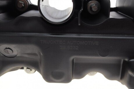 Крышка клапанов trucktec Automotive 0810190