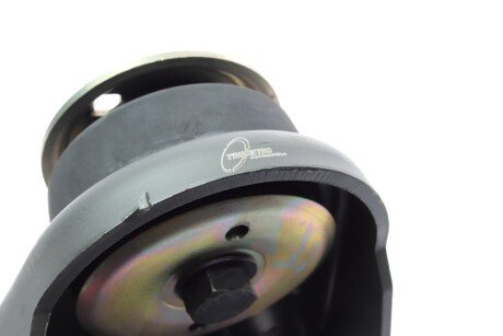 Подушка (опора) двигателя trucktec Automotive 0122040